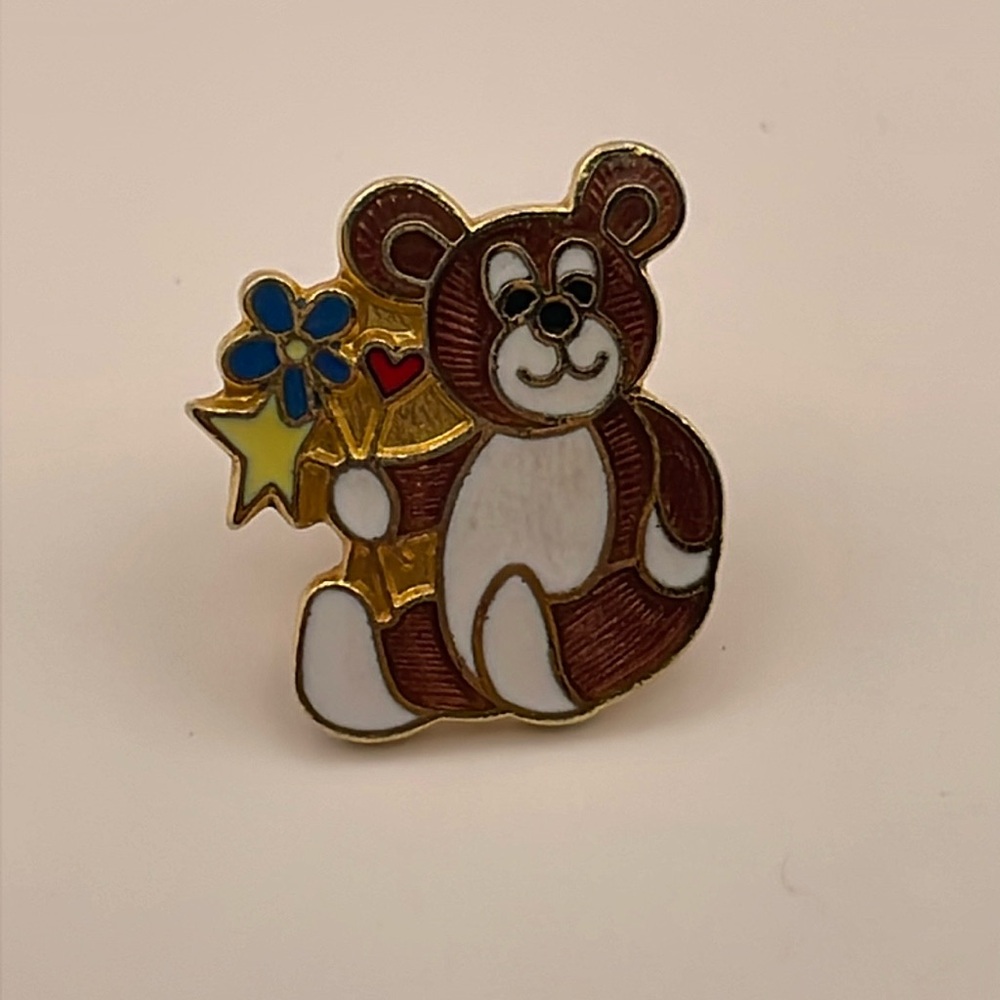 Vintage 1984 Teddy Bear Enamel Pin